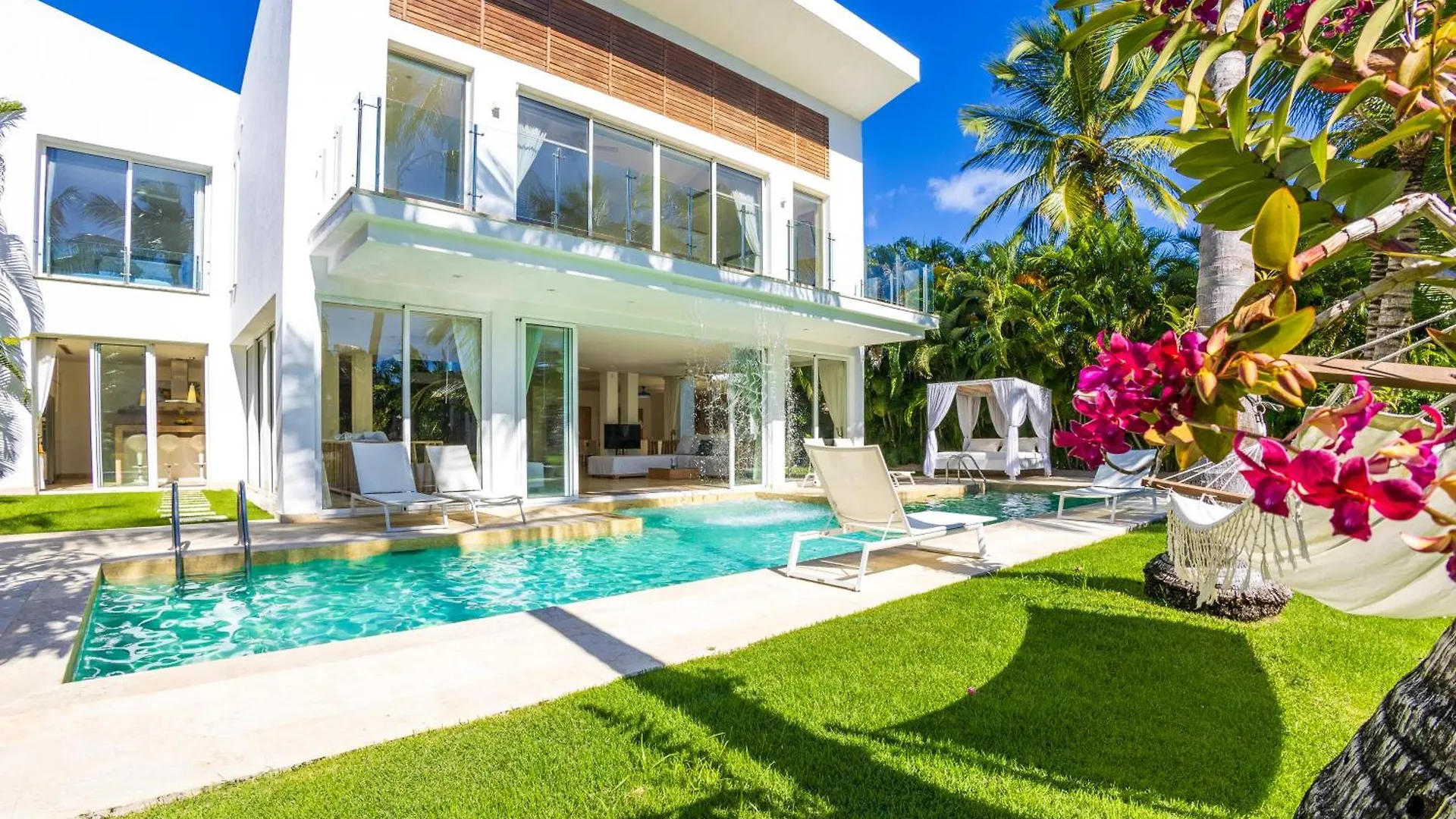 Luxury Rentals In Punta Cana - Exclusive Waterfall Villa With Private Pool, Bbq, Maid, Golf